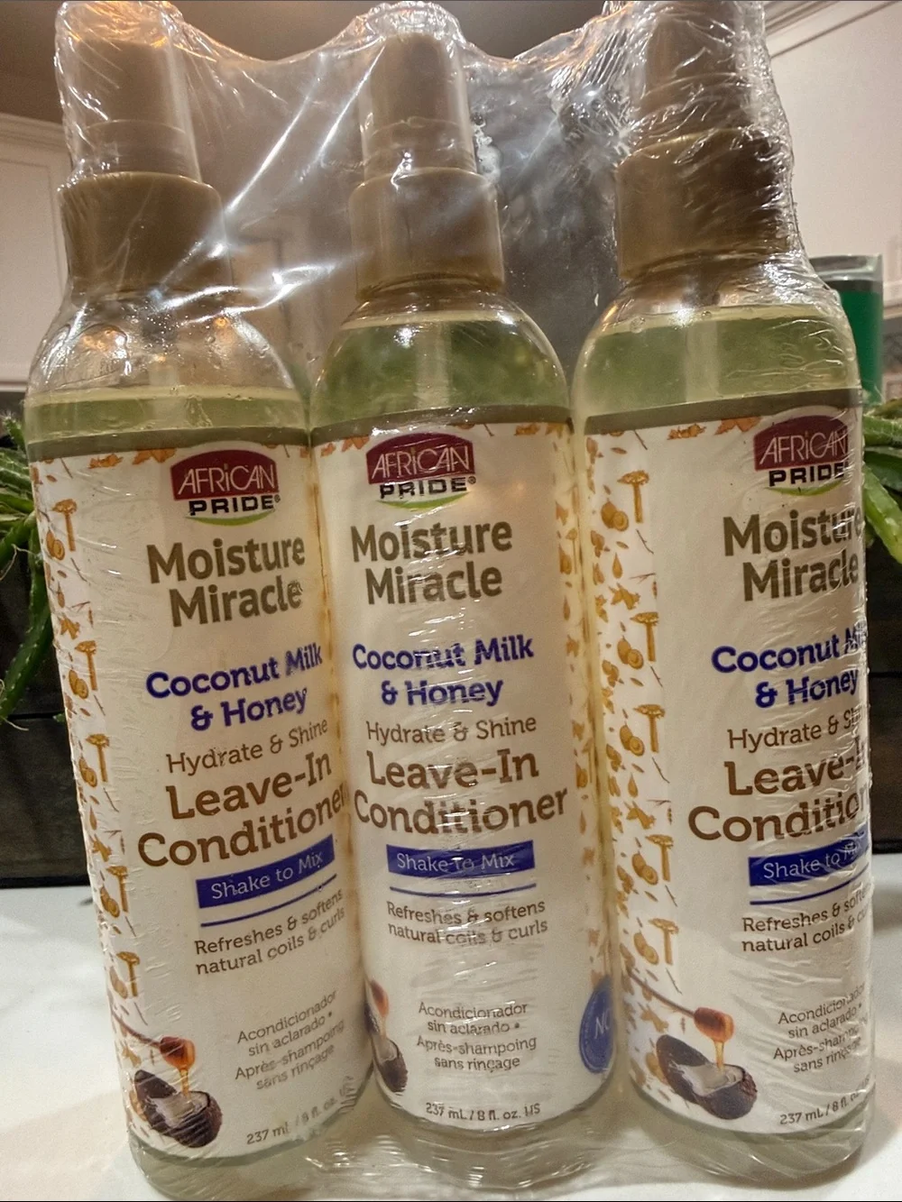African pride Moisture Miracle Coconut Milk & Honey Leave-In Conditioner -3 pack
